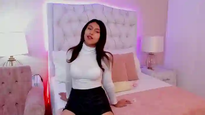 MiaLewis