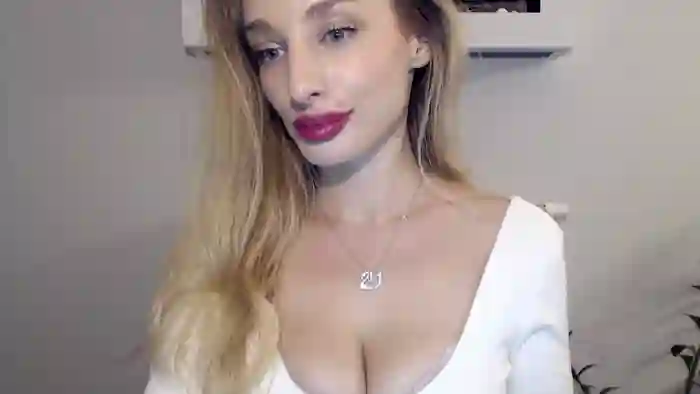 MarilynAlone
