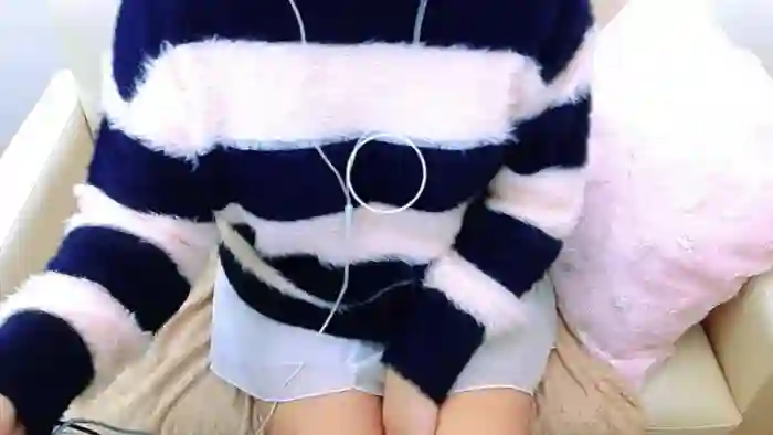 uxuHINAuxu