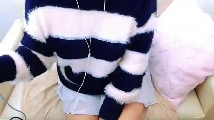 uxuHINAuxu