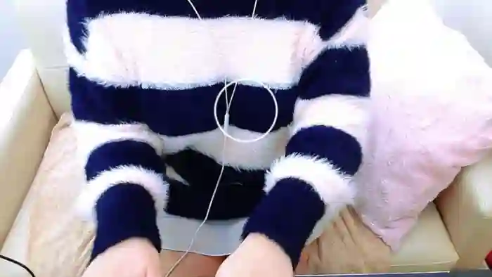 uxuHINAuxu