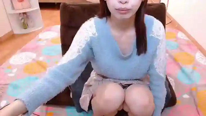 gqMOMOgq