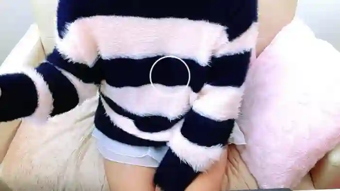 uxuHINAuxu