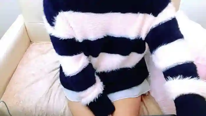 uxuHINAuxu