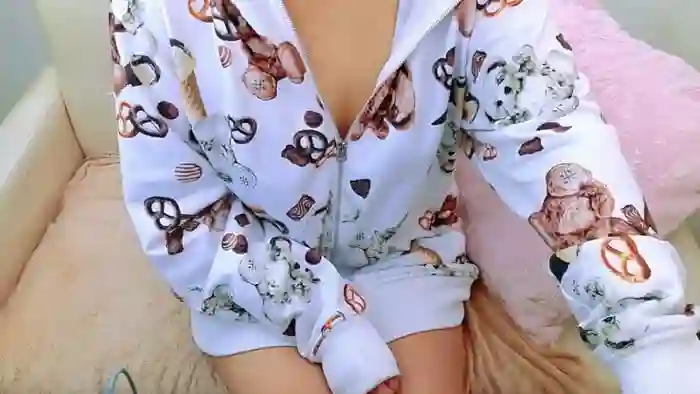 uxuHINAuxu