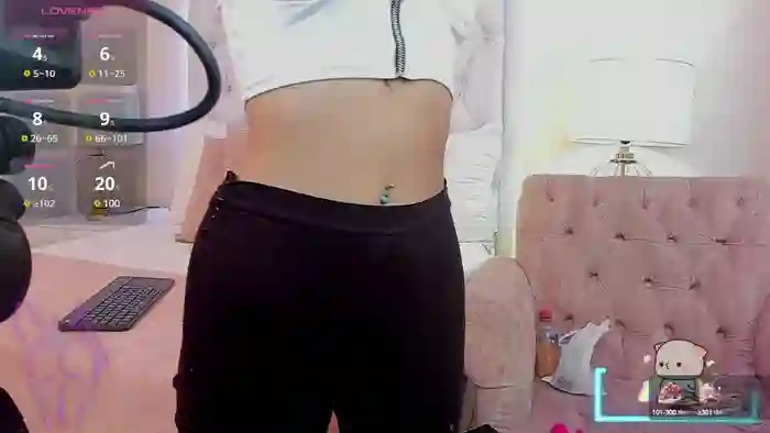 MiaLewis