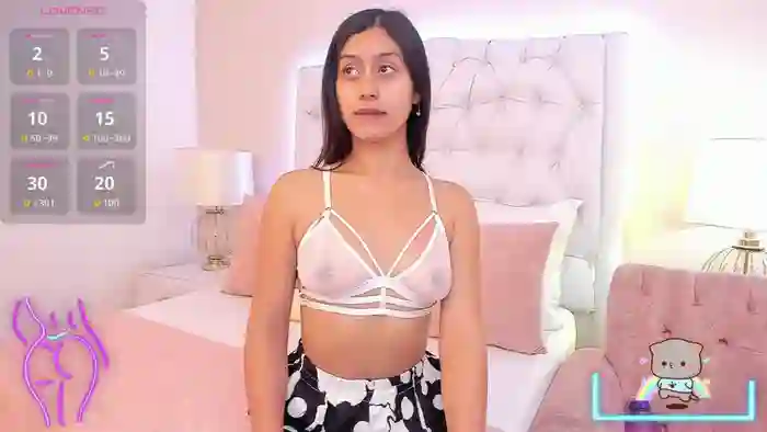 MiaLewis
