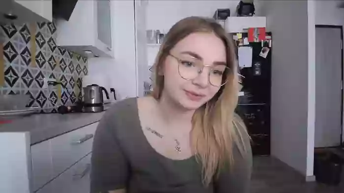 _Blondiebaby_