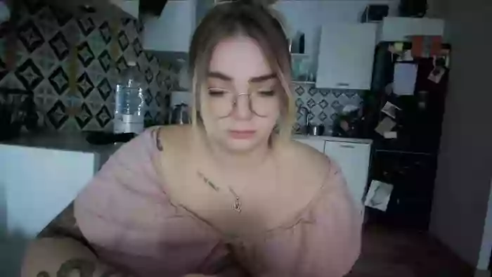 _Blondiebaby_