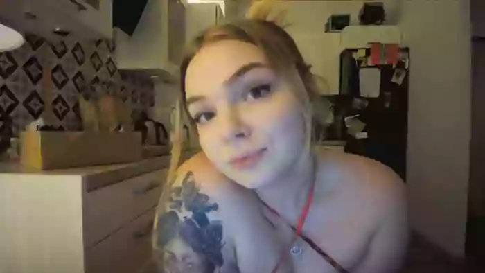 _Blondiebaby_