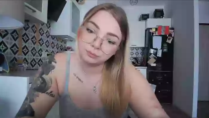_Blondiebaby_