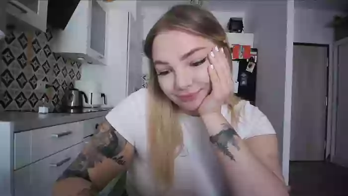 _Blondiebaby_