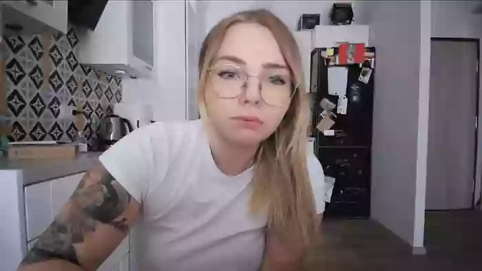 _Blondiebaby_