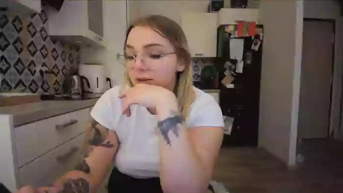 _Blondiebaby_
