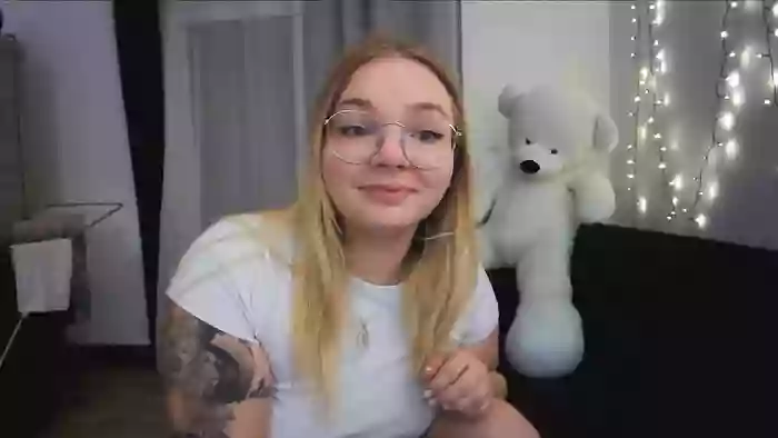 _Blondiebaby_