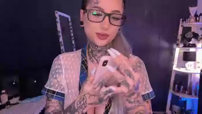 Dollybitch
