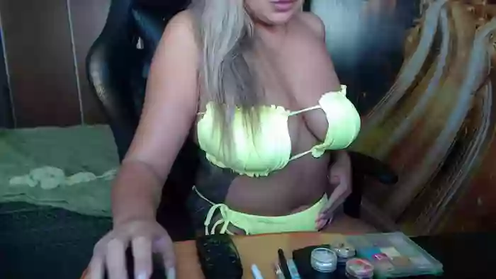 hot_girl_bummer