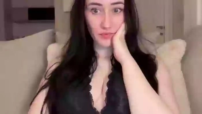 ZaraHartUK