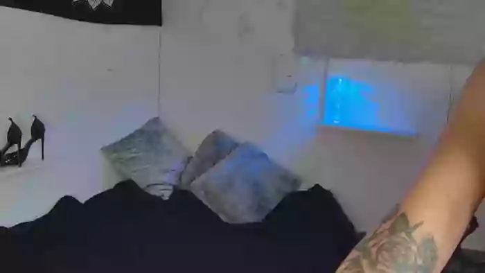 LolaDiamondUK
