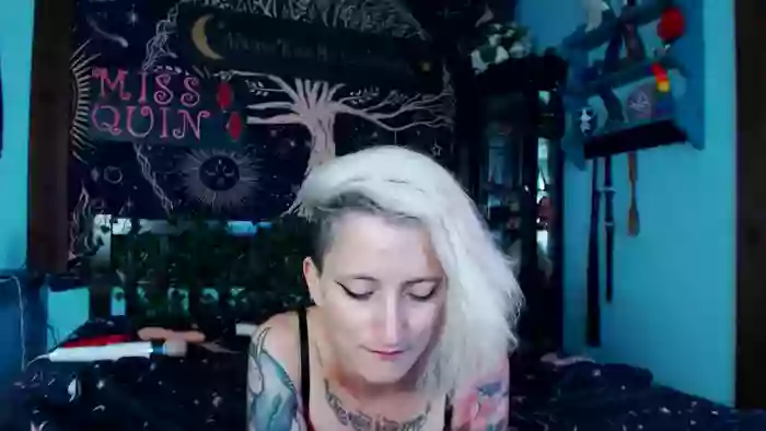 MissQuinCam