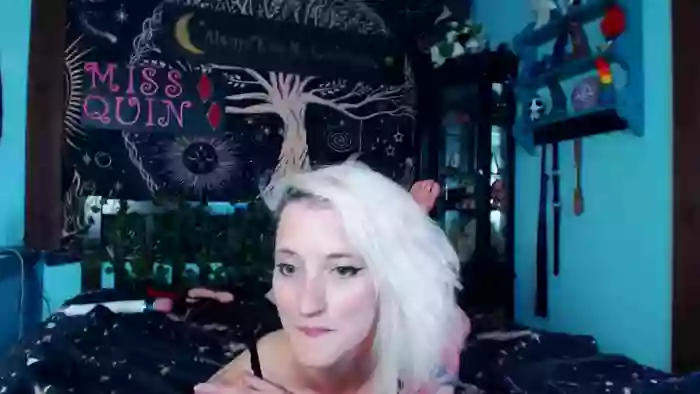 MissQuinCam