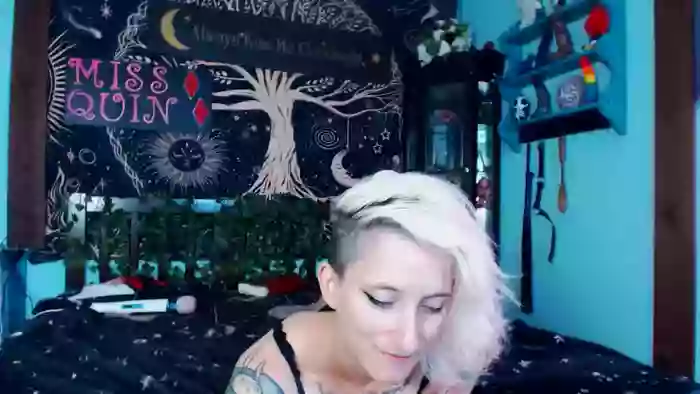MissQuinCam
