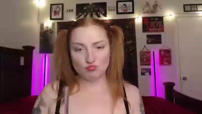 EmmaSubmissive