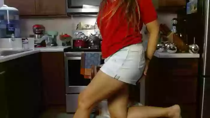 KelliKatt