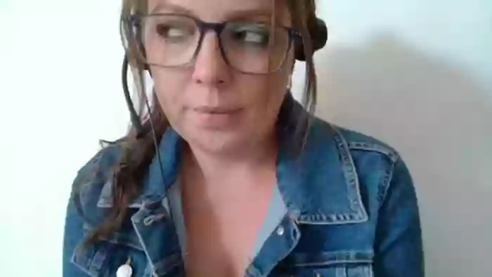 CurvyCourtneyUK