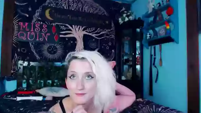 MissQuinCam