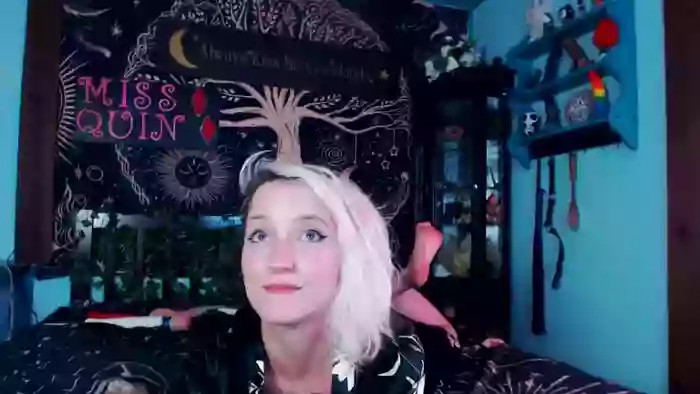 MissQuinCam