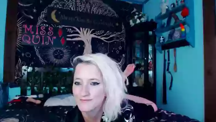 MissQuinCam