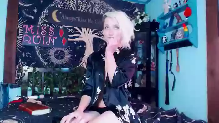 MissQuinCam