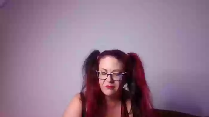KinkyCorina