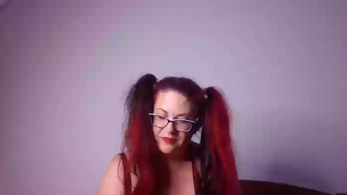 KinkyCorina