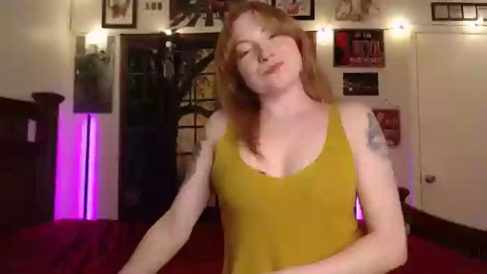EmmaSubmissive
