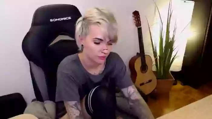 MaadHaatterX