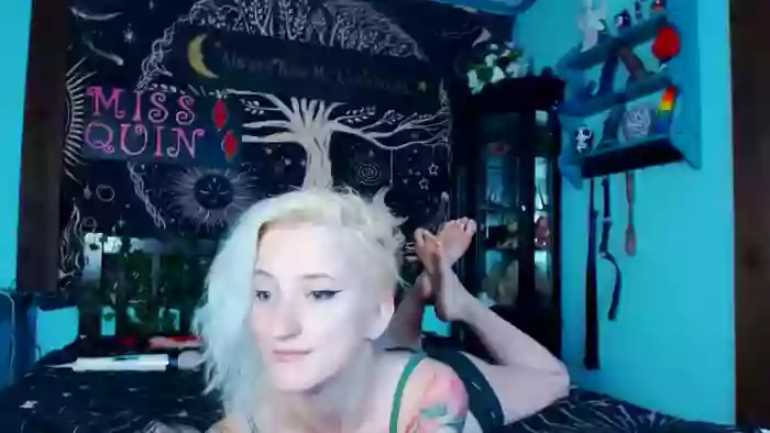 MissQuinCam