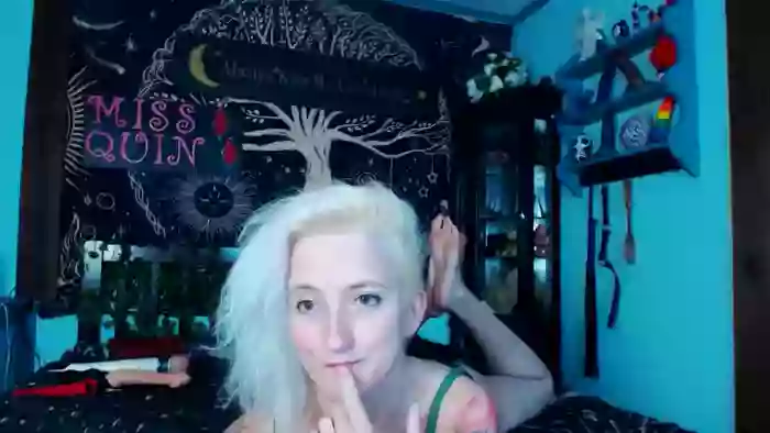 MissQuinCam