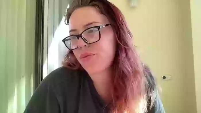 RedHeadLilyUK