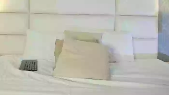 MiiaDecker