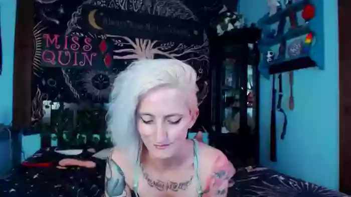 MissQuinCam