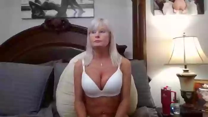 TicklemyPink6969