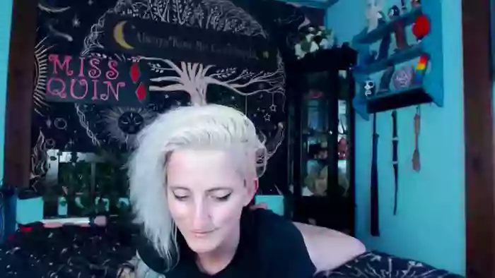 MissQuinCam
