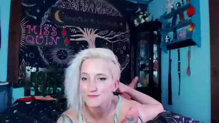 MissQuinCam