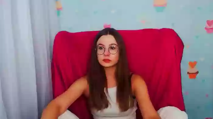 AliceeCute18