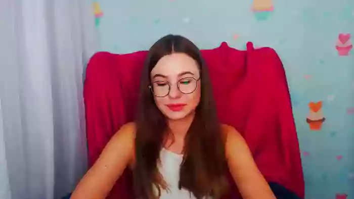 AliceeCute18
