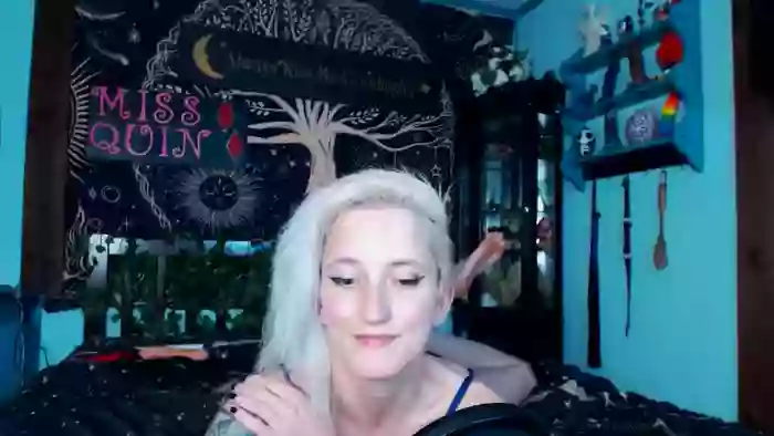 MissQuinCam
