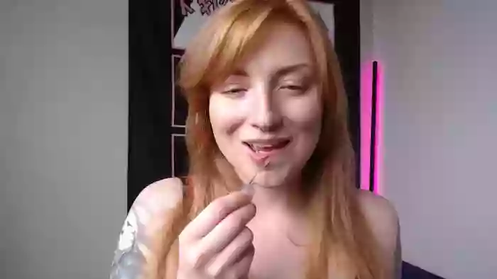 EmmaSubmissive