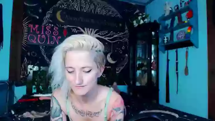 MissQuinCam